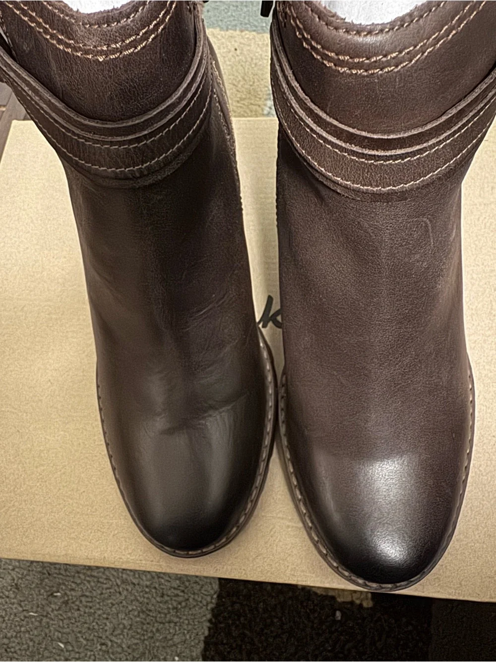 Clarks smooth dark